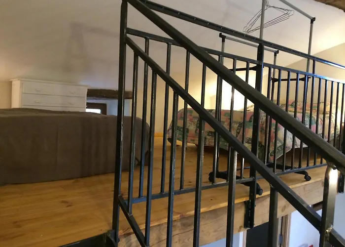 une chambre d hôtes avec petit dejeuner